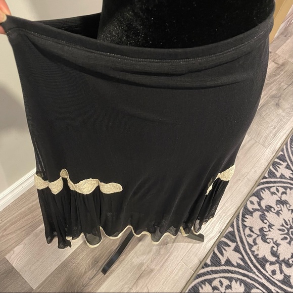 Max Studio 100% Silk Embroidered Black Skirt Size - Picture 5 of 10